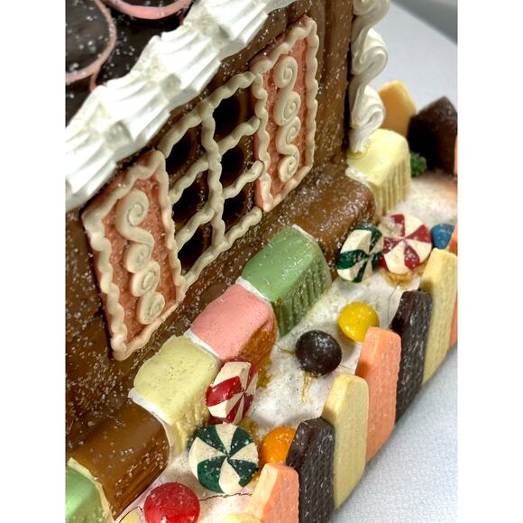 Traditions 433439 Vintage Large Lighted Gingerbread House with Santa - Picture 7 of 16